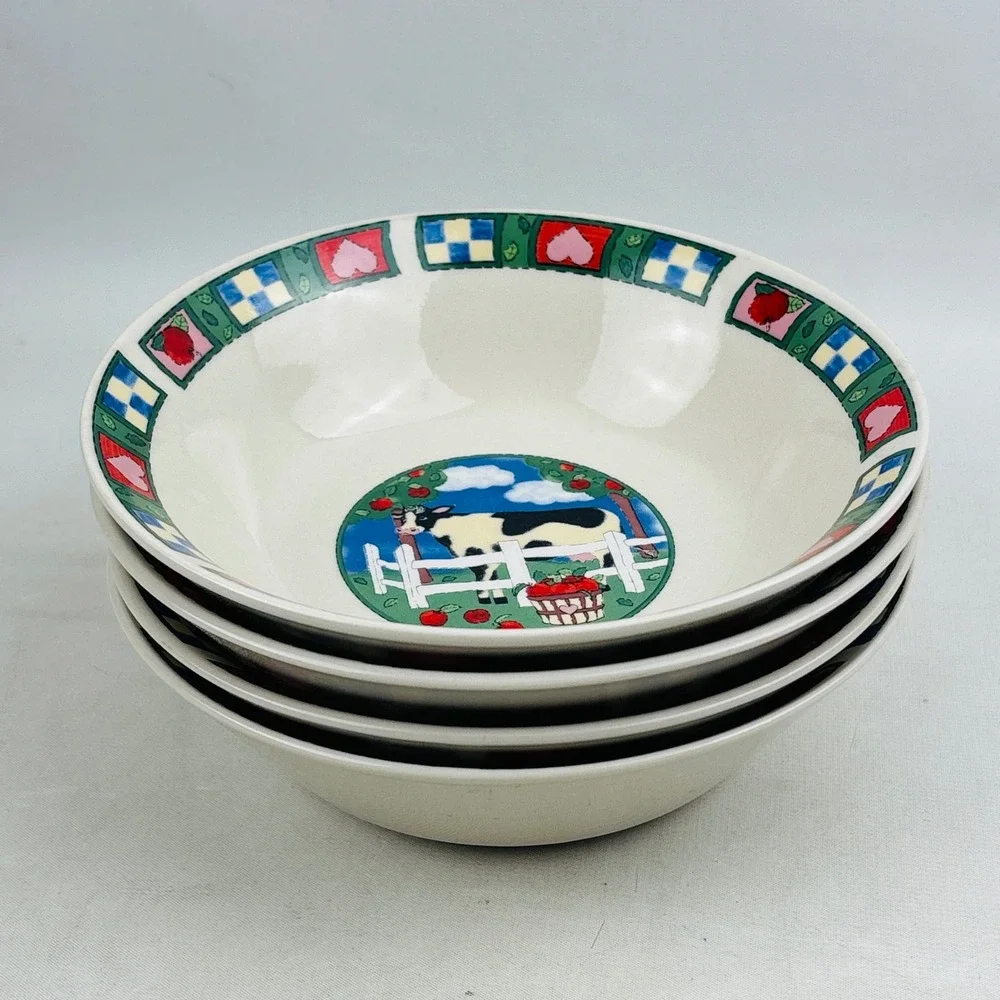 Gibson Barnyard Coupe Cereal Soup Bowl Set of 4 Cow Heart Check Apple Country